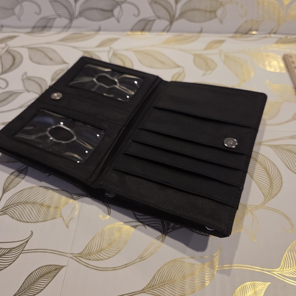 Black Women's Wallet - Picture 8 of 9